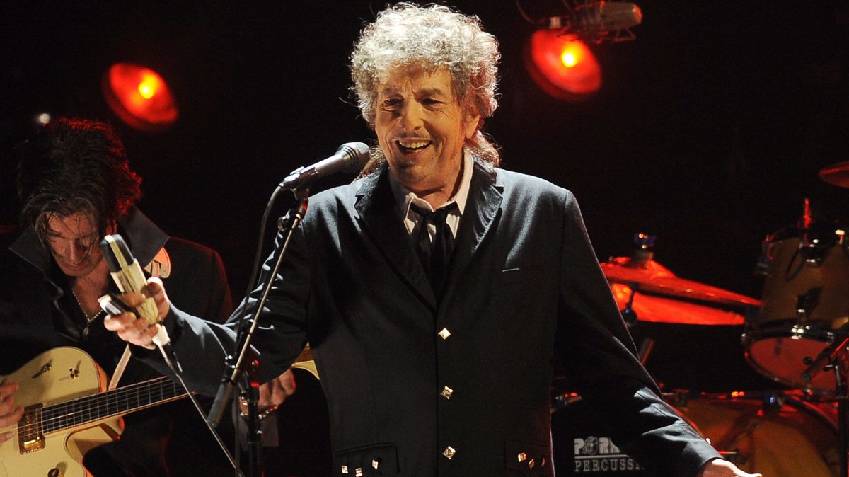 Bob Dylan čelí obvinění ze zneužívání 12leté dívky v roce 1965